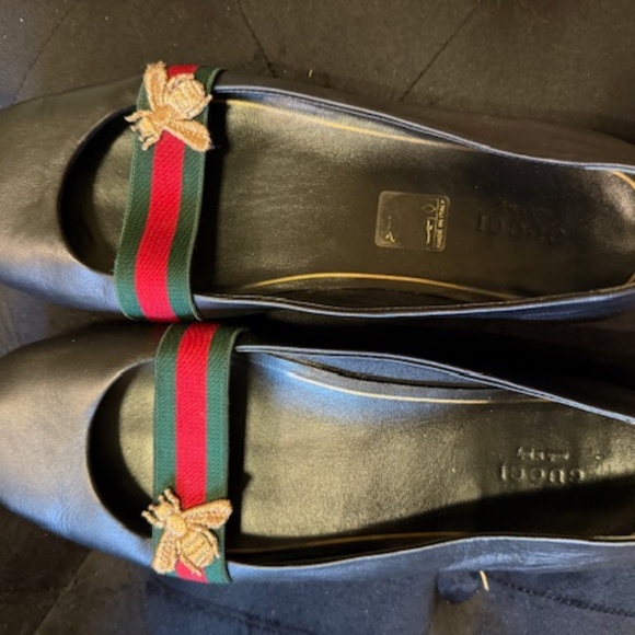 Gucci Bee Black leather flats  size 38 - Picture 1 of 2